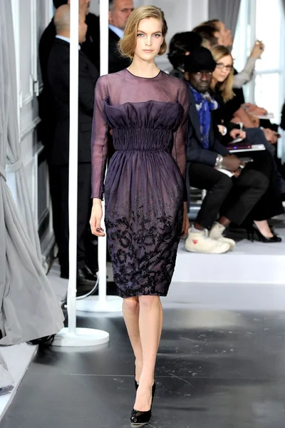 Look 29